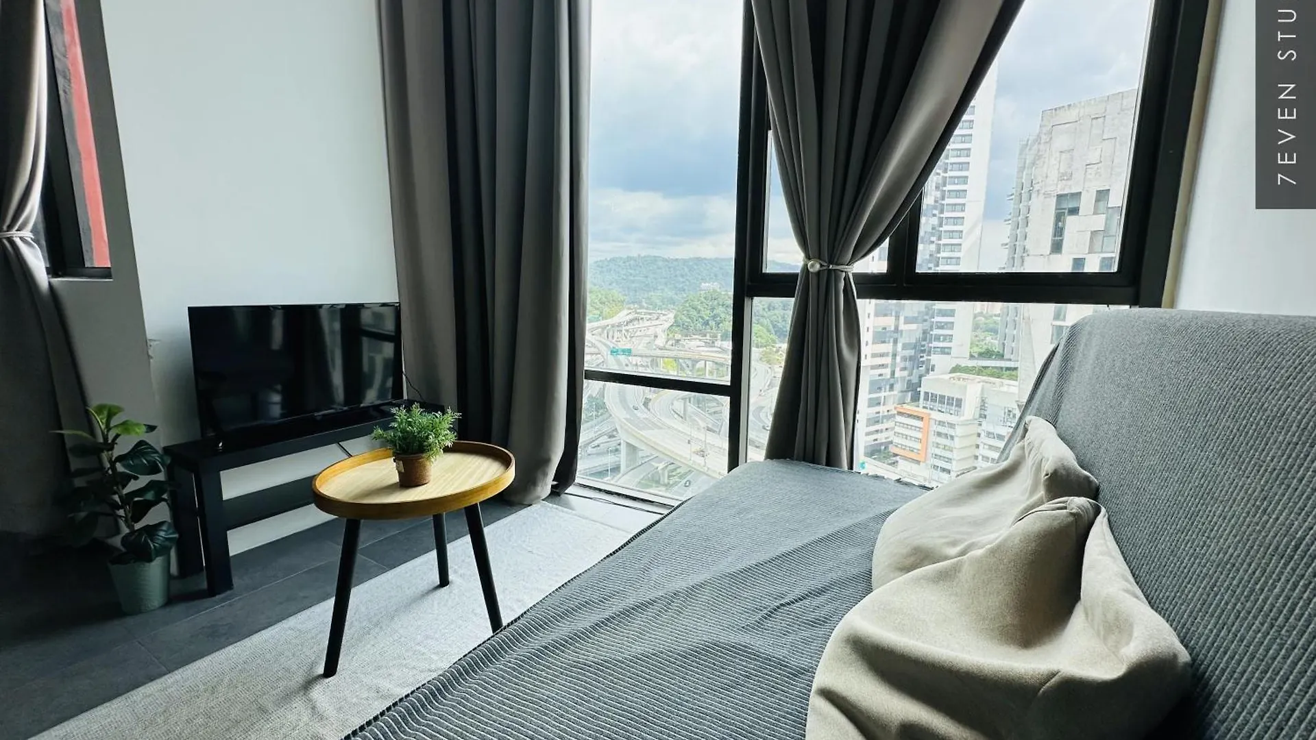 Apartment My Studio At Empire Damansara - Netflix Provided Petaling Jaya