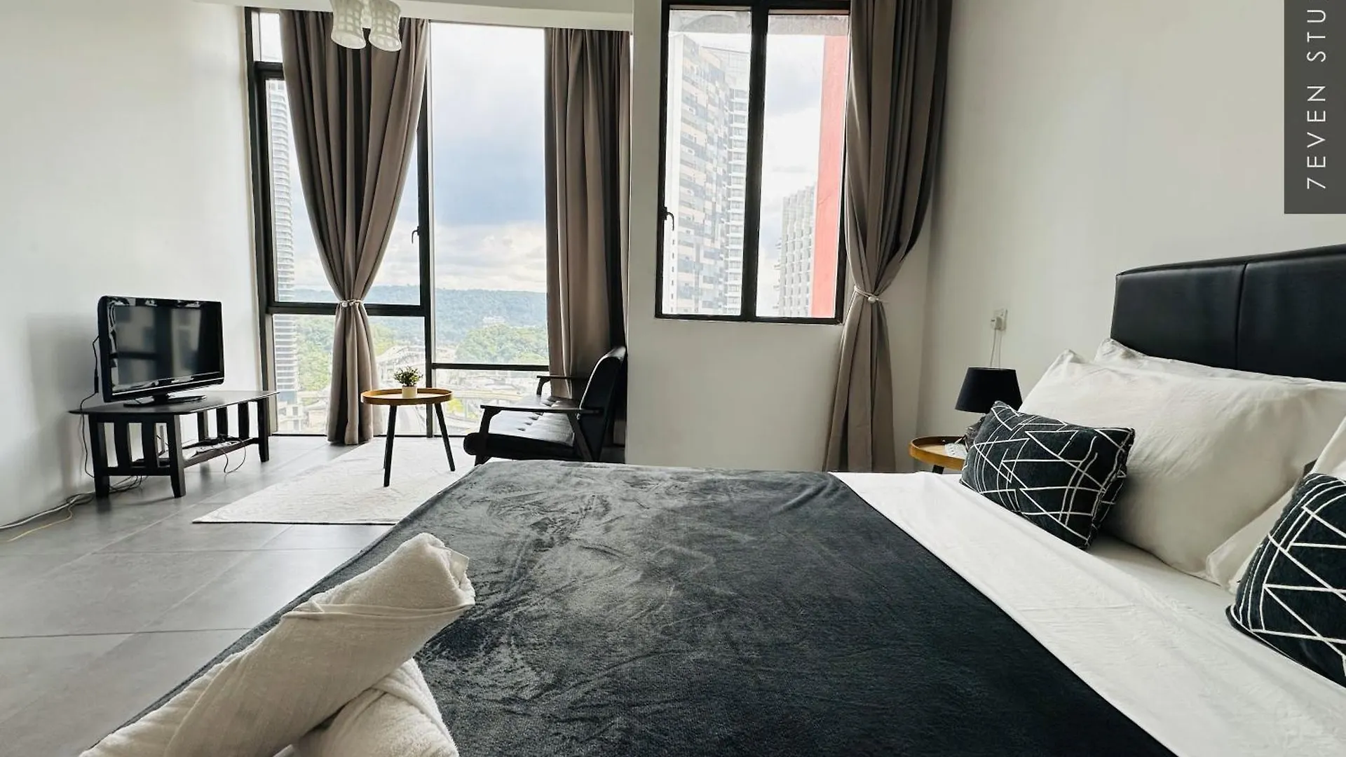 My Studio At Empire Damansara - Netflix Provided Petaling Jaya 0*,